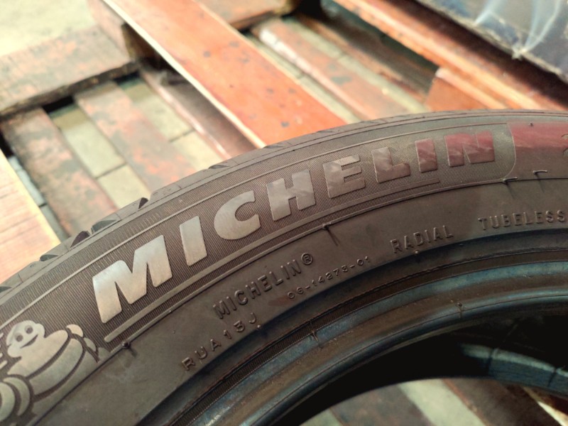 1 Gomma usata 205 55 17 Pneumatici Estivi MICHELIN 1 Gomma usata 205 55 17 Pneumatici Estivi MICHELIN