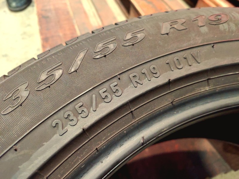 4 Gomme usate 235 55 19 Pneumatici Estivi PIRELLI 4 Gomme usate 235 55 19 Pneumatici Estivi PIRELLI