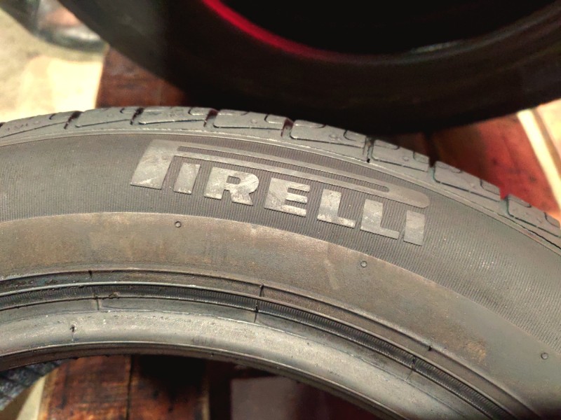 2 Gomme usate 185 55 15 Pneumatici 4 Stagioni PIRELLI 2 Gomme usate 185 55 15 Pneumatici 4 Stagioni PIRELLI