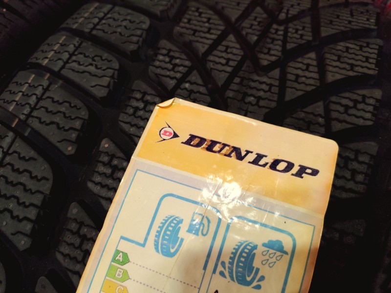 2 Gomme nuove 285 30 21 Pneumatici Invernali DUNLOP 2 Gomme nuove 285 30 21 Pneumatici Invernali DUNLOP