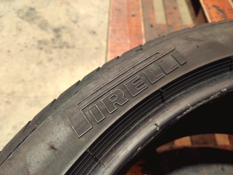 2 Gomme usate 275 35 20 Pneumatici Estivi PIRELLI 2 Gomme usate 275 35 20 Pneumatici Estivi PIRELLI
