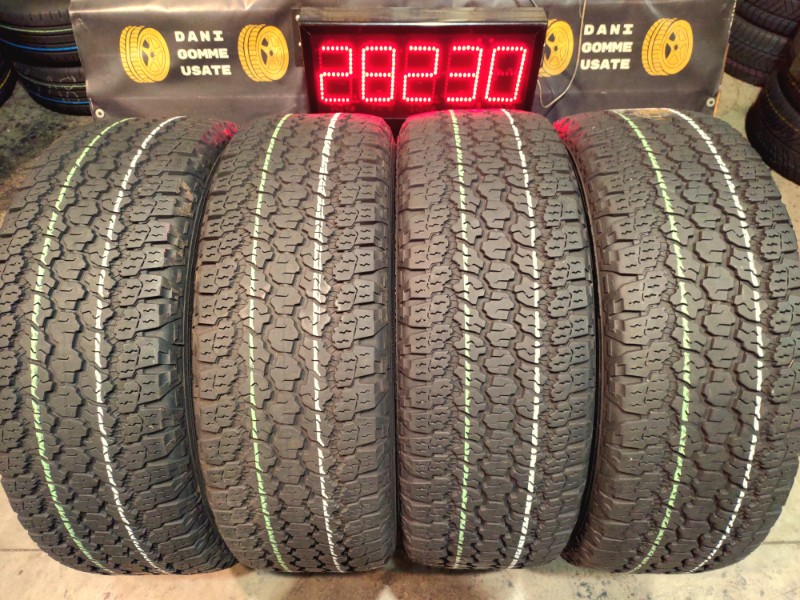 4 Gomme usate 255 65 19 Pneumatici 4 Stagioni GOODYEAR 4 Gomme usate 255 65 19 Pneumatici 4 Stagioni GOODYEAR