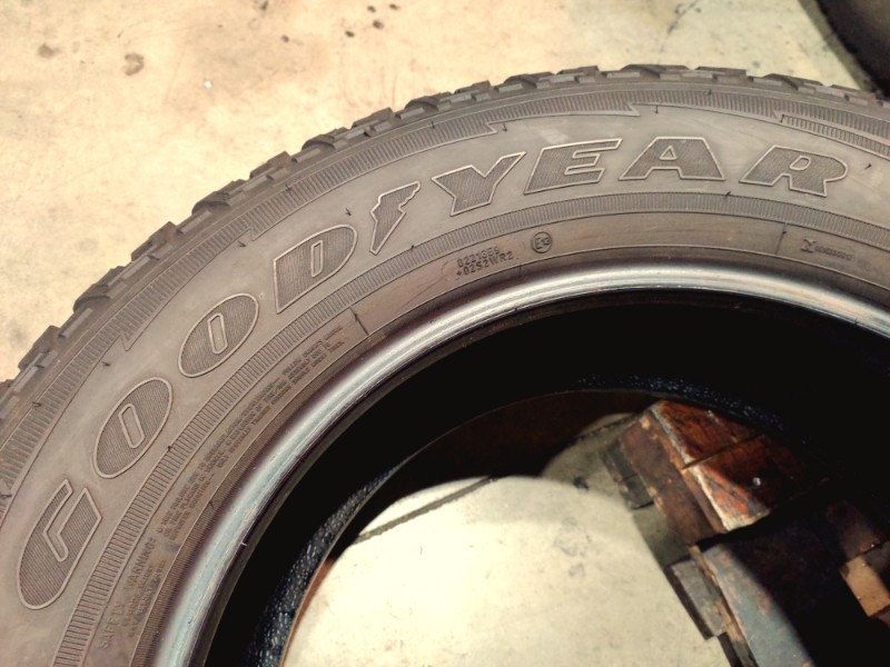 4 Gomme usate 255 65 19 Pneumatici 4 Stagioni GOODYEAR 4 Gomme usate 255 65 19 Pneumatici 4 Stagioni GOODYEAR