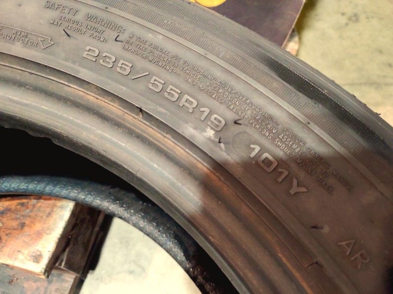 2 Gomme usate 235 55 19 Pneumatici Estivi GOODYEAR 2 Gomme usate 235 55 19 Pneumatici Estivi GOODYEAR