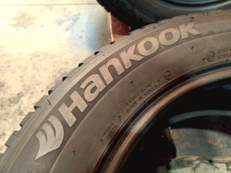 4 Gomme usate 225 60 18 Pneumatici Invernali HANKOOK 4 Gomme usate 225 60 18 Pneumatici Invernali HANKOOK