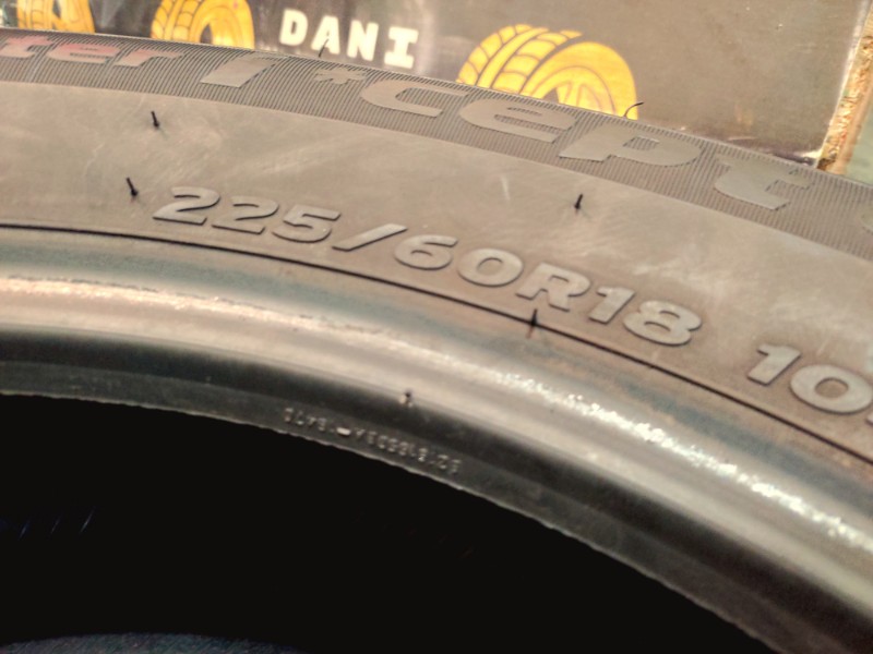 4 Gomme usate 225 60 18 Pneumatici Invernali HANKOOK 4 Gomme usate 225 60 18 Pneumatici Invernali HANKOOK