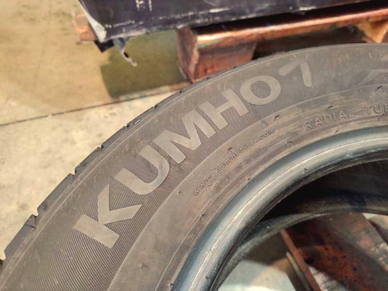 4 Gomme usate 185 65 15 Pneumatici Estivi KUMHO 4 Gomme usate 185 65 15 Pneumatici Estivi KUMHO