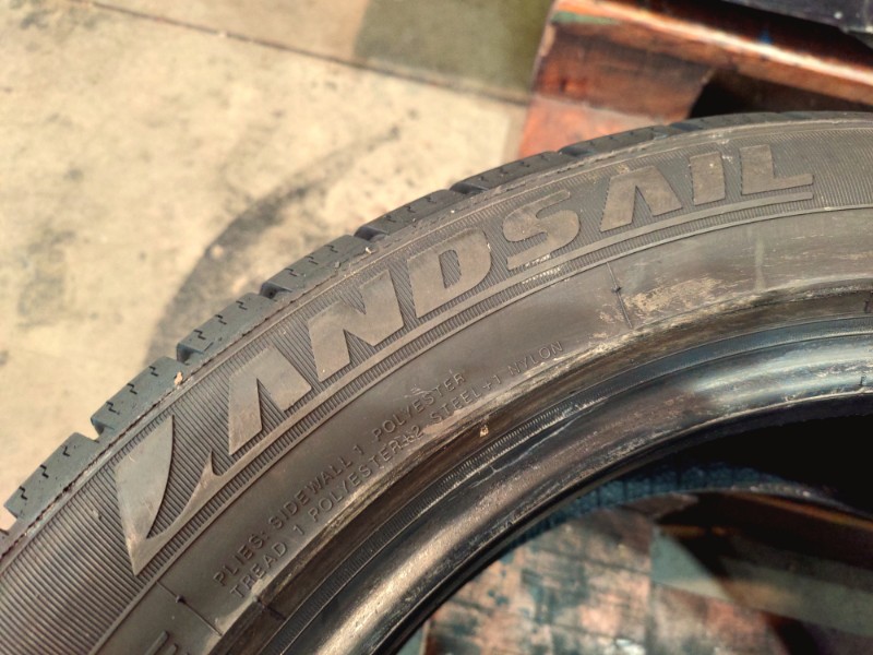 2 Gomme usate 195 55 16 Pneumatici 4 Stagioni LANDSAIL 2 Gomme usate 195 55 16 Pneumatici 4 Stagioni LANDSAIL
