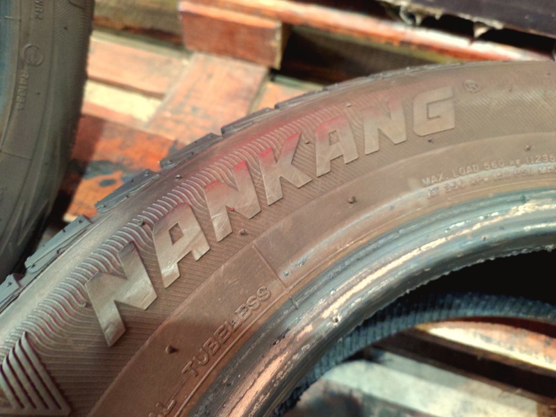 2 Gomme usate 175 65 15 Pneumatici 4 Stagioni NANKANG 2 Gomme usate 175 65 15 Pneumatici 4 Stagioni NANKANG