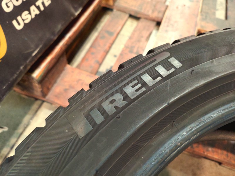 4 Gomme usate 245 45 19 Pneumatici Invernali PIRELLI 4 Gomme usate 245 45 19 Pneumatici Invernali PIRELLI