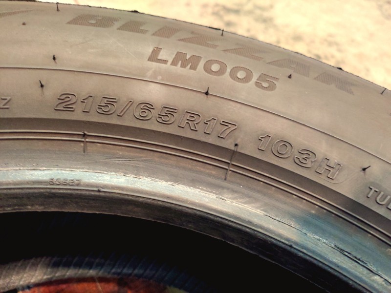 4 Gomme usate 215 65 17 Pneumatici Invernali BRIDGESTONE 4 Gomme usate 215 65 17 Pneumatici Invernali BRIDGESTONE