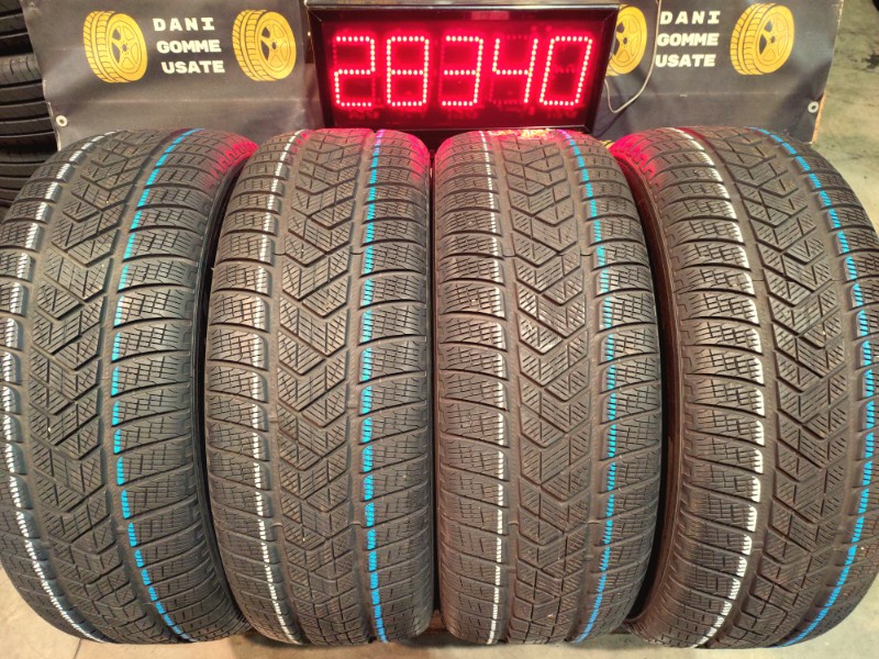 4 Gomme usate 235 65 17 Pneumatici Invernali PIRELLI 4 Gomme usate 235 65 17 Pneumatici Invernali PIRELLI