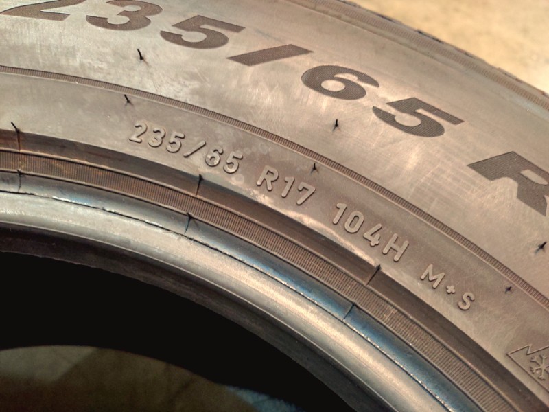 4 Gomme usate 235 65 17 Pneumatici Invernali PIRELLI 4 Gomme usate 235 65 17 Pneumatici Invernali PIRELLI