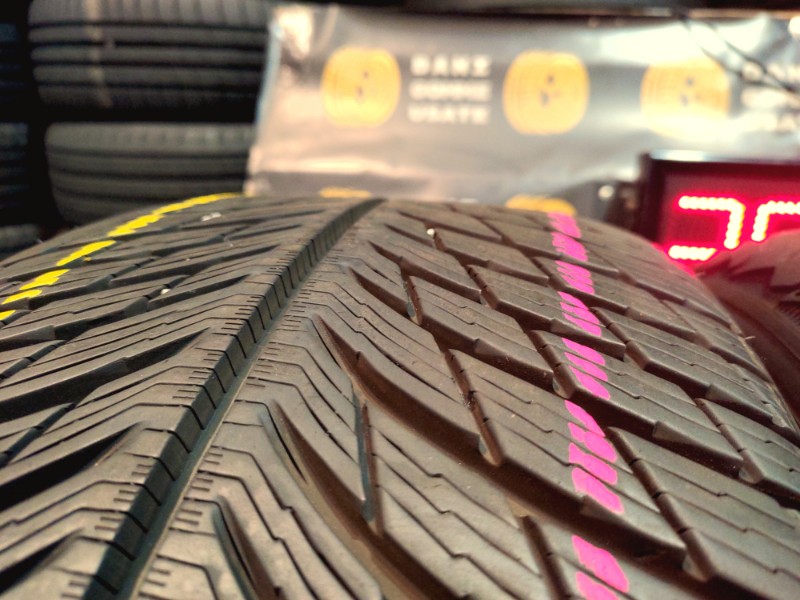 4 Gomme usate 255 50 19 Pneumatici Invernali MICHELIN 4 Gomme usate 255 50 19 Pneumatici Invernali MICHELIN