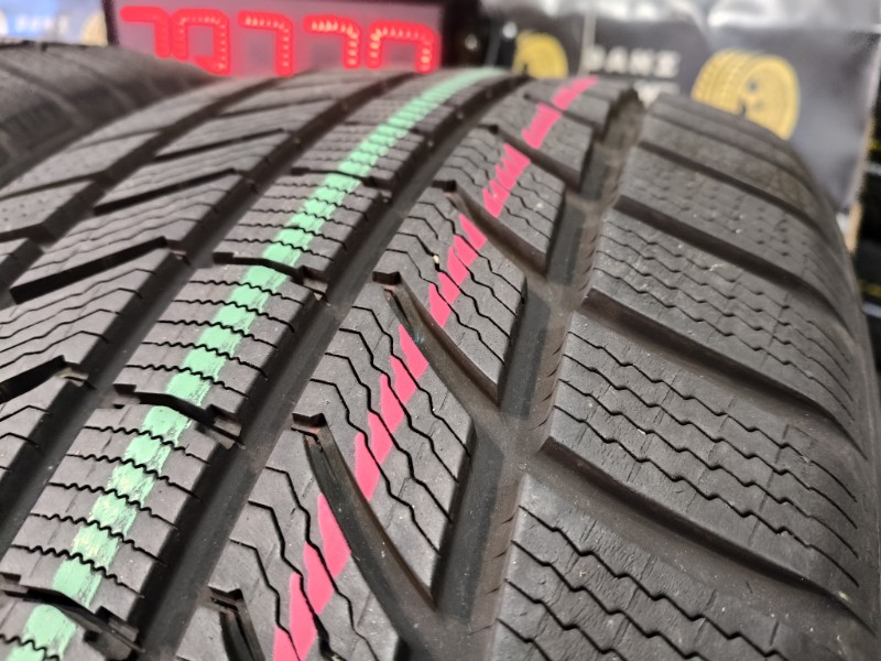 4 Gomme usate 275 45 20 Pneumatici Invernali CONTINENTAL 4 Gomme usate 275 45 20 Pneumatici Invernali CONTINENTAL