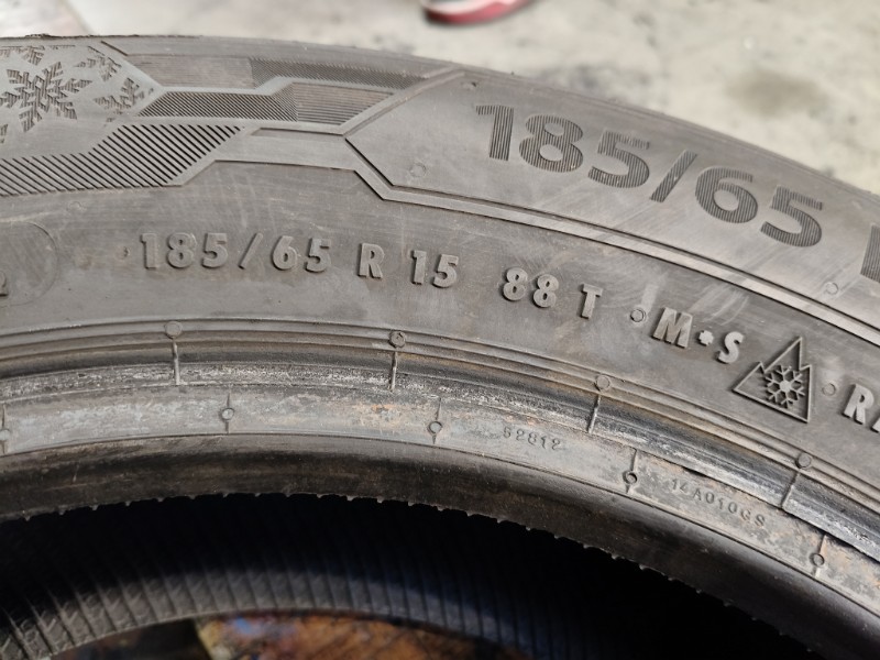 4 Gomme usate 185 65 15 Pneumatici Invernali BARUM 4 Gomme usate 185 65 15 Pneumatici Invernali BARUM