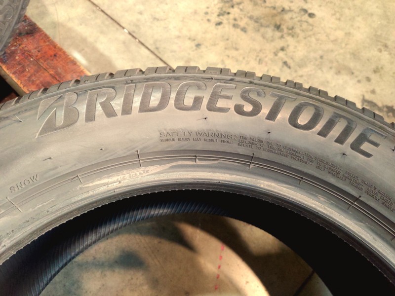 4 Gomme usate 255 55 19 Pneumatici Invernali BRIDGESTONE 4 Gomme usate 255 55 19 Pneumatici Invernali BRIDGESTONE