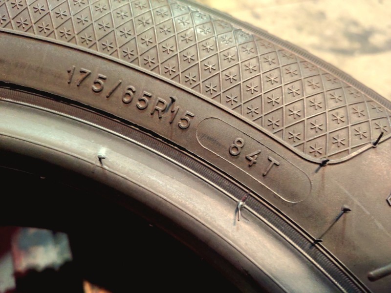4 Gomme usate 175 65 15 Pneumatici Invernali KLEBER 4 Gomme usate 175 65 15 Pneumatici Invernali KLEBER