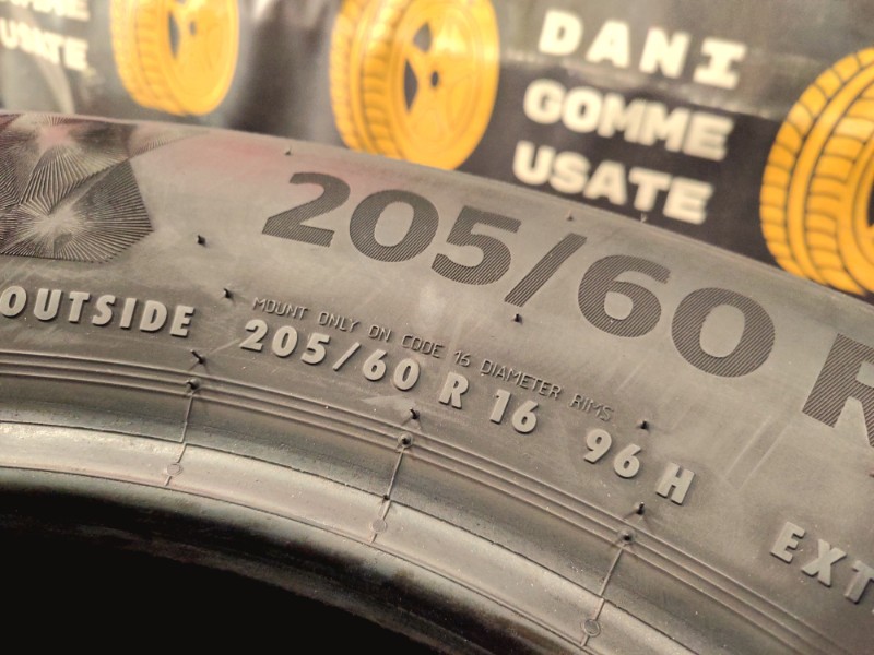 2 Gomme usate 205 60 16 Pneumatici Estivi CONTINENTAL 2 Gomme usate 205 60 16 Pneumatici Estivi CONTINENTAL