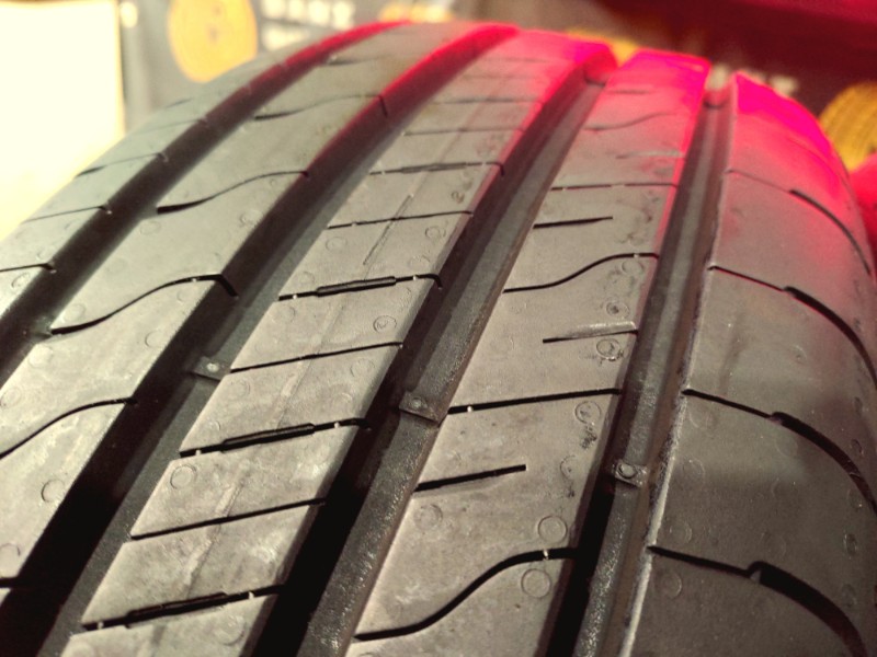 2 Gomme nuove 205 60 16 Pneumatici Estivi GOODYEAR 2 Gomme nuove 205 60 16 Pneumatici Estivi GOODYEAR