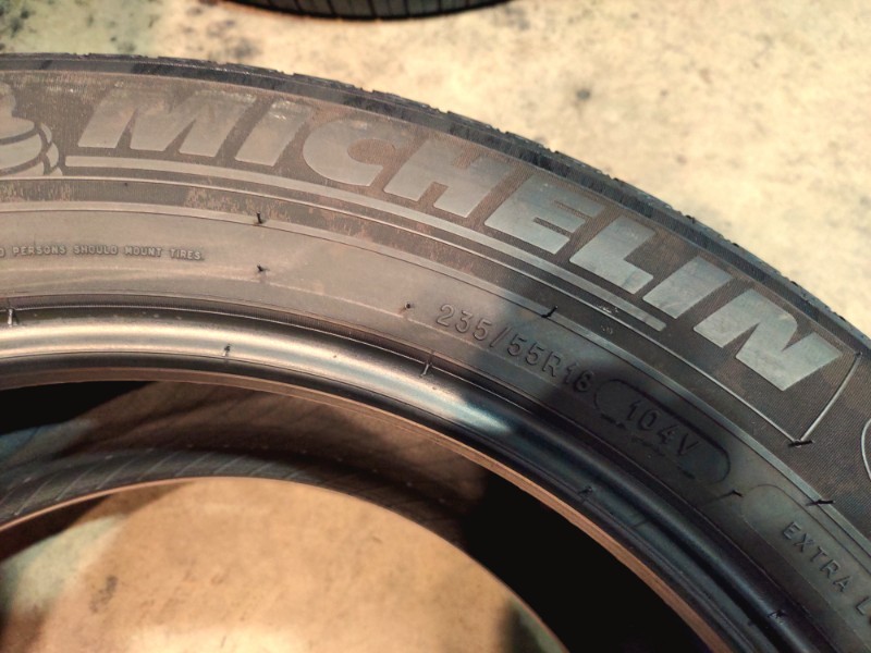 4 Gomme usate 235 55 18 Pneumatici Estivi MICHELIN 4 Gomme usate 235 55 18 Pneumatici Estivi MICHELIN