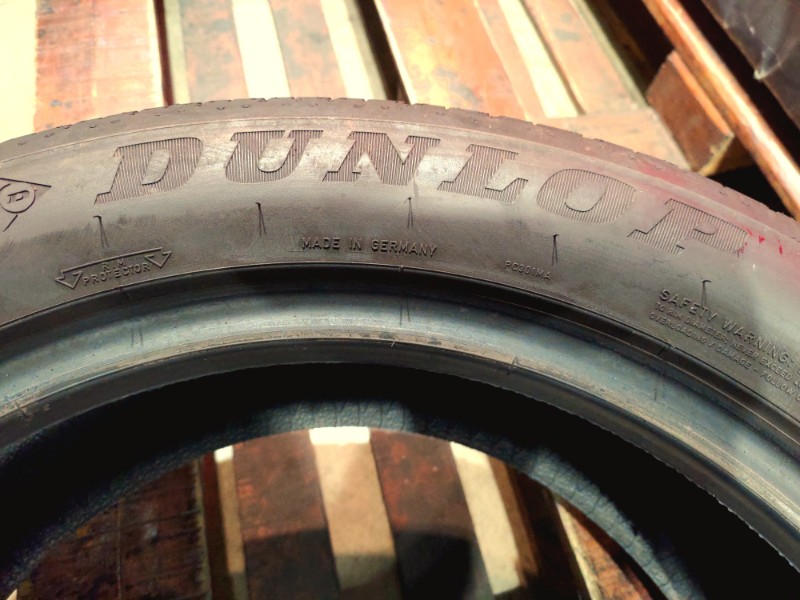 2 Gomme usate 235 50 18 Pneumatici Estivi DUNLOP 2 Gomme usate 235 50 18 Pneumatici Estivi DUNLOP