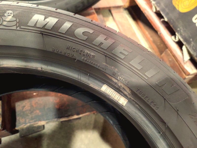 4 Gomme usate 225 50 18 Pneumatici Estivi MICHELIN 4 Gomme usate 225 50 18 Pneumatici Estivi MICHELIN