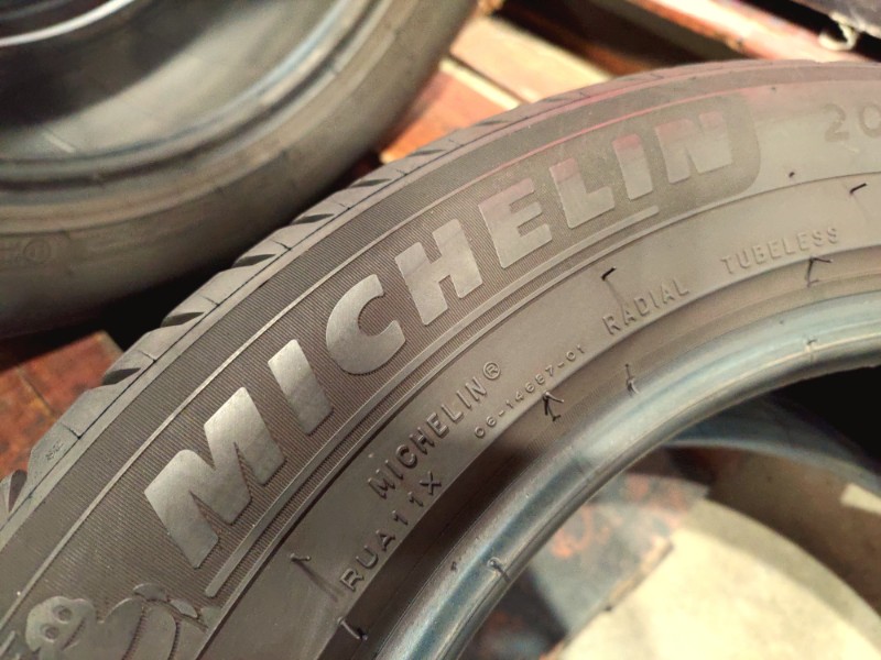 4 Gomme usate 205 55 16 Pneumatici Estivi MICHELIN 4 Gomme usate 205 55 16 Pneumatici Estivi MICHELIN