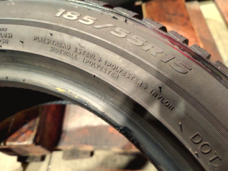 4 Gomme usate 185 55 15 Pneumatici Invernali LAUFENN 4 Gomme usate 185 55 15 Pneumatici Invernali LAUFENN