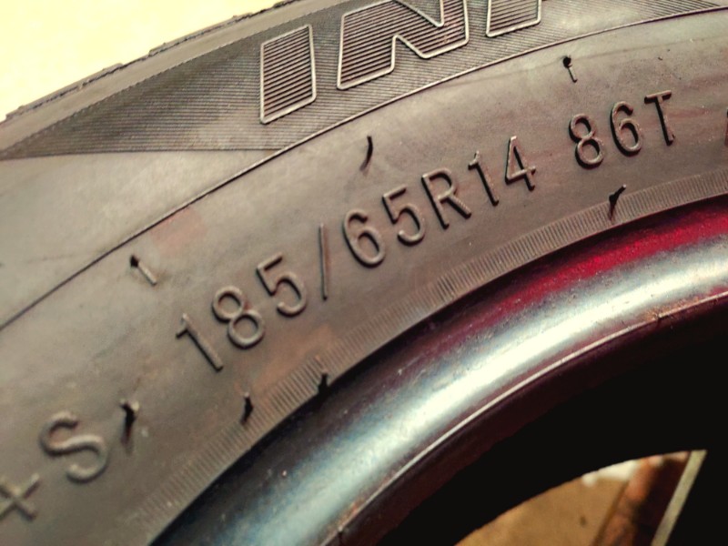 2 Gomme usate 185 65 14 Pneumatici Invernali INFINITY 2 Gomme usate 185 65 14 Pneumatici Invernali INFINITY