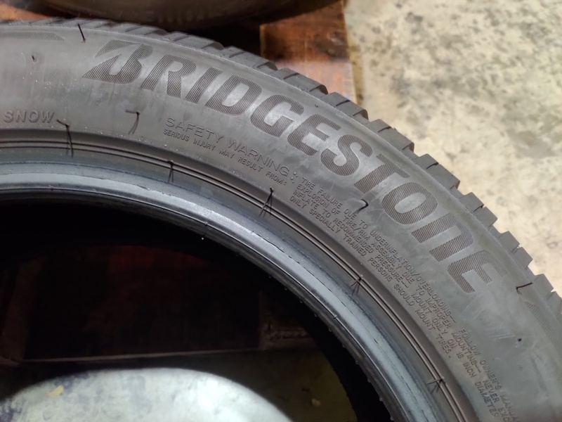 4 Gomme usate 205 55 16 Pneumatici Invernali BRIDGESTONE 4 Gomme usate 205 55 16 Pneumatici Invernali BRIDGESTONE
