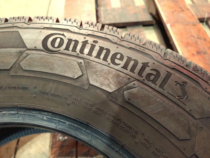 4 Gomme usate 235 65 16C Pneumatici Invernali CONTINENTAL 4 Gomme usate 235 65 16C Pneumatici Invernali CONTINENTAL