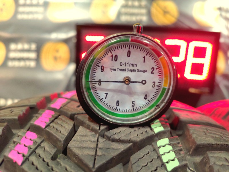 2 Gomme usate 205 55 16 Pneumatici Invernali DUNLOP 2 Gomme usate 205 55 16 Pneumatici Invernali DUNLOP