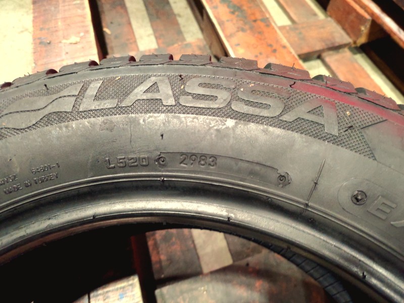 4 Gomme usate 205 60 16 Pneumatici Invernali LASSA 4 Gomme usate 205 60 16 Pneumatici Invernali LASSA