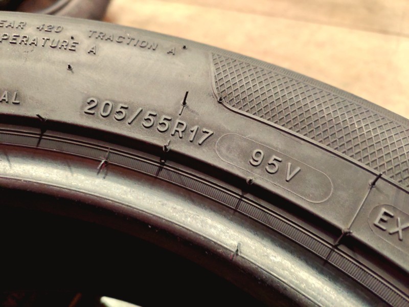 4 Gomme usate 205 55 17 Pneumatici Estivi KLEBER 4 Gomme usate 205 55 17 Pneumatici Estivi KLEBER