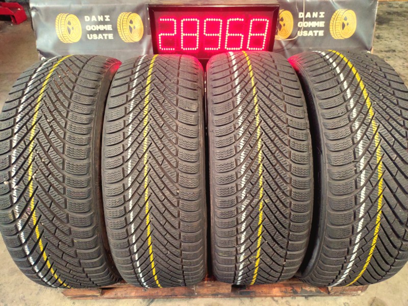 4 Gomme usate 235 55 19 Pneumatici Invernali PIRELLI 4 Gomme usate 235 55 19 Pneumatici Invernali PIRELLI