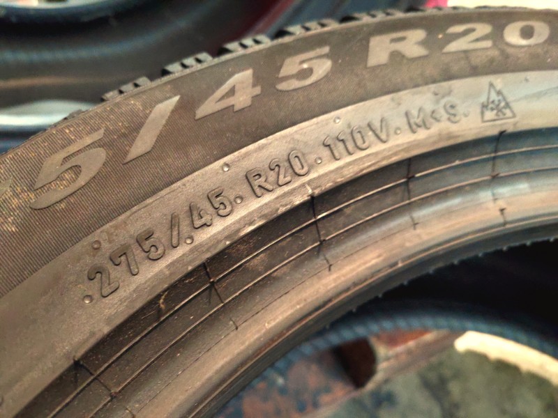 4 Gomme usate 275 45 20 Pneumatici Invernali PIRELLI 4 Gomme usate 275 45 20 Pneumatici Invernali PIRELLI