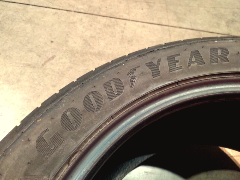 4 Gomme usate 285 45 20 Pneumatici Estivi GOODYEAR 4 Gomme usate 285 45 20 Pneumatici Estivi GOODYEAR