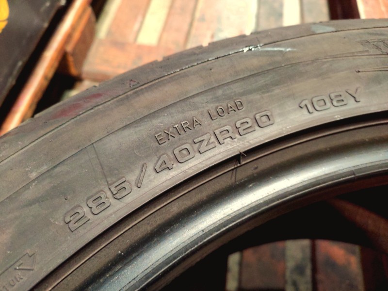 2 Gomme usate 285 40 20 Pneumatici Estivi DUNLOP 2 Gomme usate 285 40 20 Pneumatici Estivi DUNLOP