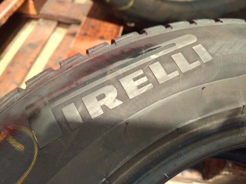 4 Gomme usate 215 65 16 Pneumatici Invernali PIRELLI 4 Gomme usate 215 65 16 Pneumatici Invernali PIRELLI