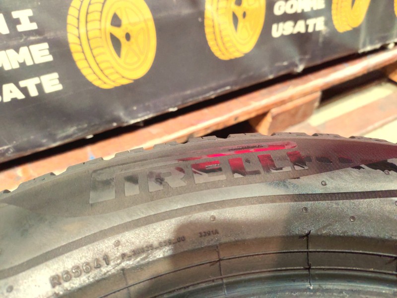 2 Gomme usate 205 55 16 Pneumatici 4 Stagioni PIRELLI 2 Gomme usate 205 55 16 Pneumatici 4 Stagioni PIRELLI