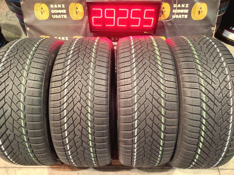 4 Gomme usate 255 45 20 Pneumatici Invernali PIRELLI 4 Gomme usate 255 45 20 Pneumatici Invernali PIRELLI