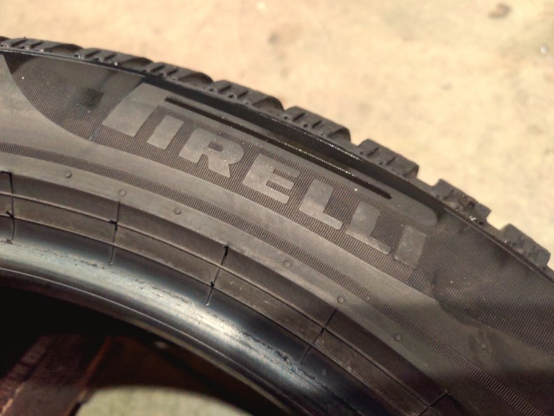 4 Gomme usate 255 45 20 Pneumatici Invernali PIRELLI 4 Gomme usate 255 45 20 Pneumatici Invernali PIRELLI