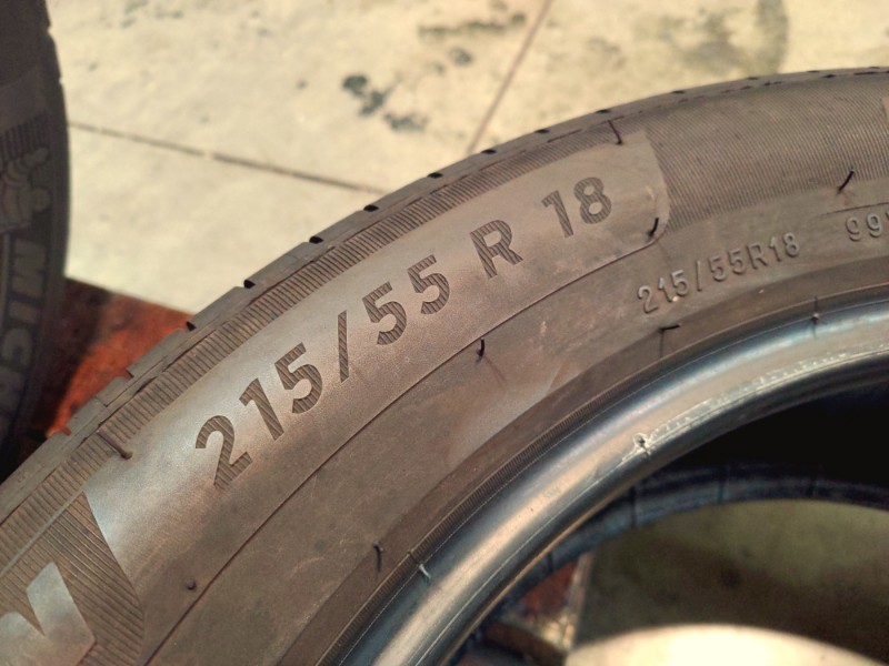 4 Gomme usate 215 55 18 Pneumatici Estivi MICHELIN 4 Gomme usate 215 55 18 Pneumatici Estivi MICHELIN