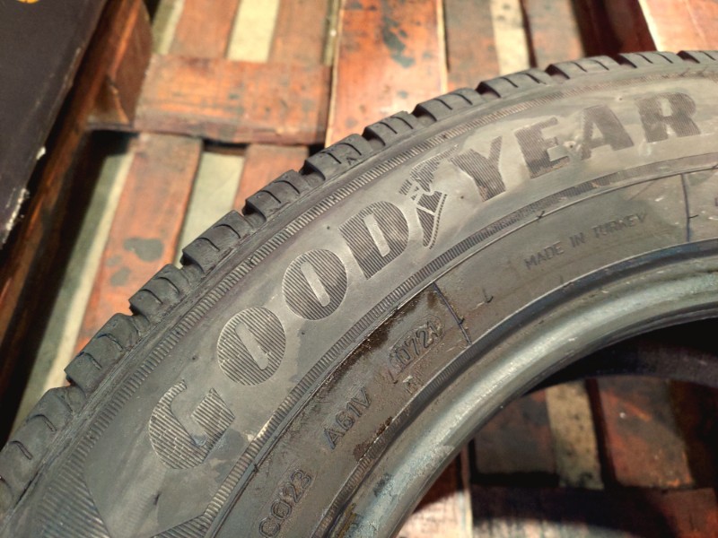 2 Gomme usate 205 65 16 C Pneumatici Estivi GOODYEAR 2 Gomme usate 205 65 16 C Pneumatici Estivi GOODYEAR