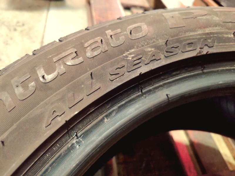 2 Gomme usate 205 55 17 Pneumatici 4 Stagioni PIRELLI 2 Gomme usate 205 55 17 Pneumatici 4 Stagioni PIRELLI