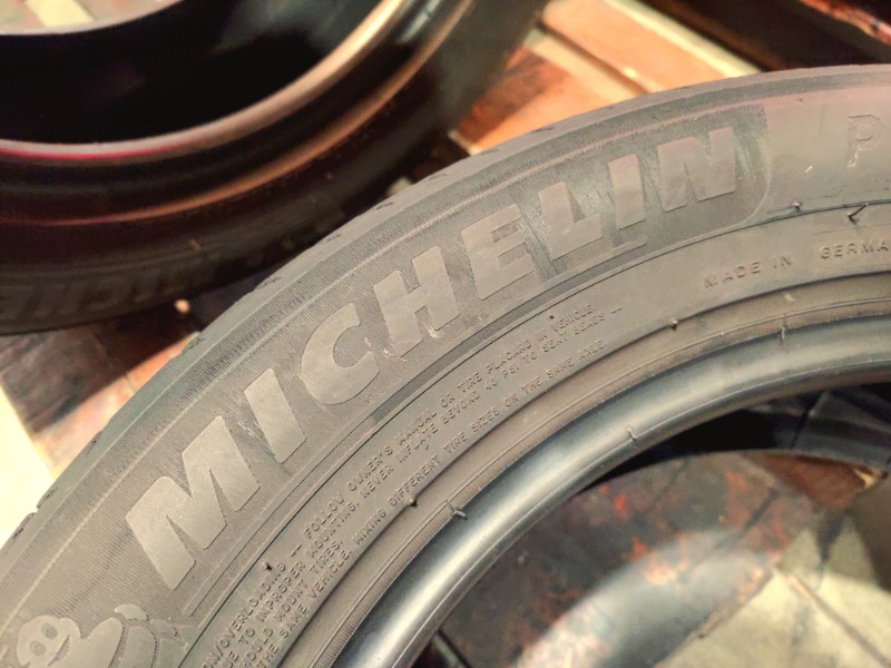 4 Gomme usate 205 55 16 Pneumatici Estivi MICHELIN 4 Gomme usate 205 55 16 Pneumatici Estivi MICHELIN