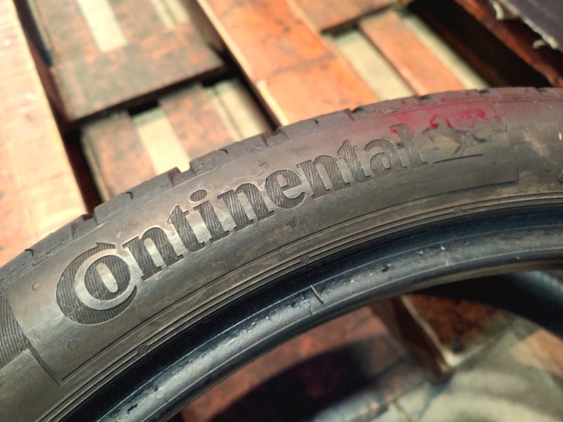 2 Gomme usate 245 35 21 Pneumatici Estivi CONTINENTAL 2 Gomme usate 245 35 21 Pneumatici Estivi CONTINENTAL