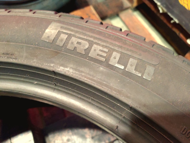 2 Gomme usate 285 45 22 Pneumatici 4 Stagioni PIRELLI 2 Gomme usate 285 45 22 Pneumatici 4 Stagioni PIRELLI