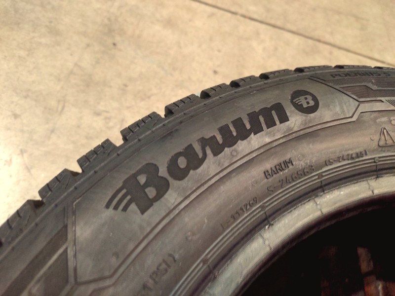 4 Gomme usate 175 65 14 Pneumatici Invernali BARUM 4 Gomme usate 175 65 14 Pneumatici Invernali BARUM